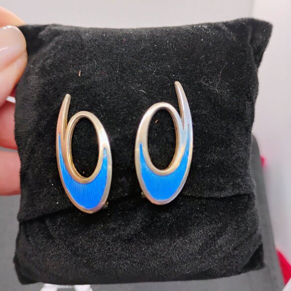 D-A David Andersen & Willy Winnaess Norway Blue Enamel Clip-On Swirl Earrings - Picture 2 of 7